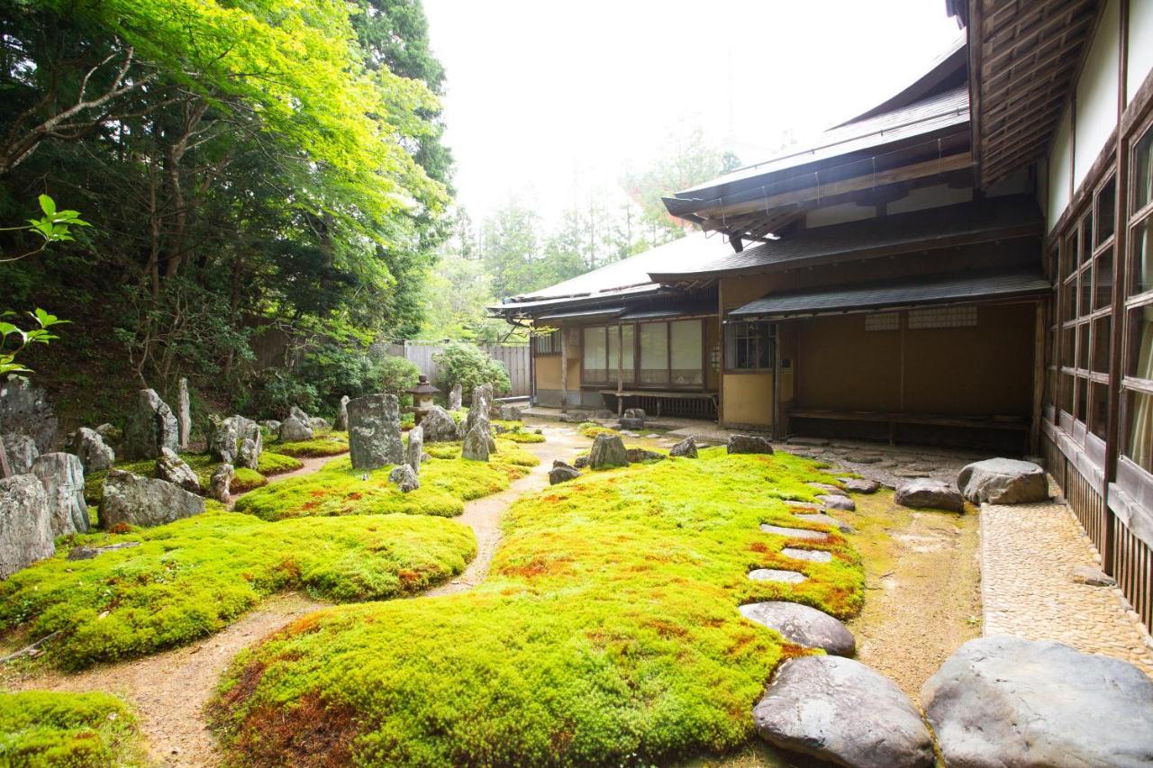 Koyasan Shukubo Saizenin Hotel Eksteriør billede