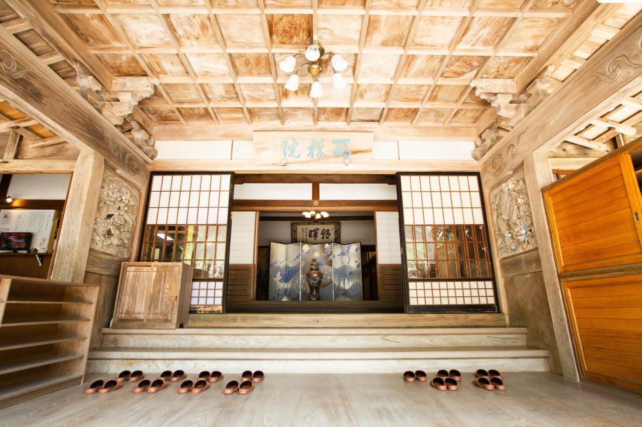 Koyasan Shukubo Saizenin Hotel Eksteriør billede
