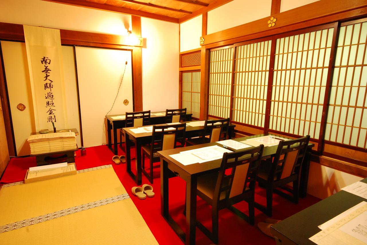 Koyasan Shukubo Saizenin Hotel Eksteriør billede